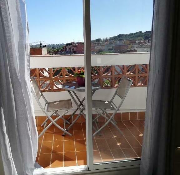 住宿加早餐  Nueva Suite Jacuzzi Relax Beach & Mountain