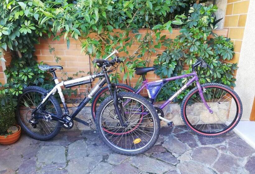 住宿加早餐  Nueva Suite Jacuzzi Relax Beach & Mountain