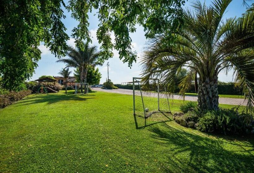 مبيت وإفطار Oasi Caprolace