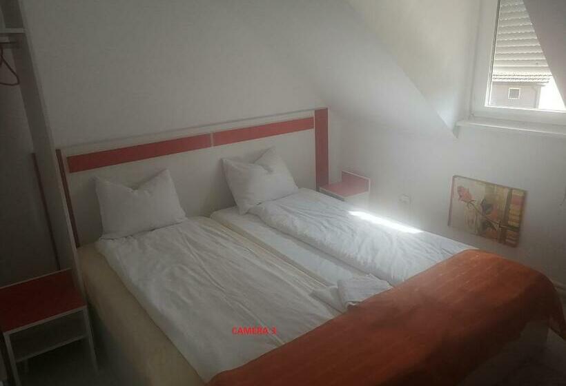 مبيت وإفطار Reb/mar Romspa