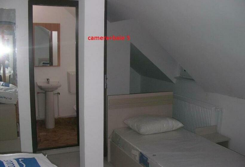 مبيت وإفطار Reb/mar Romspa