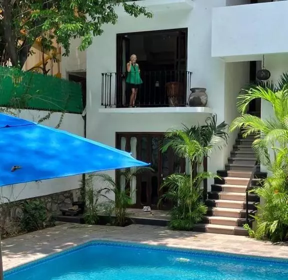 Ceiba Studios