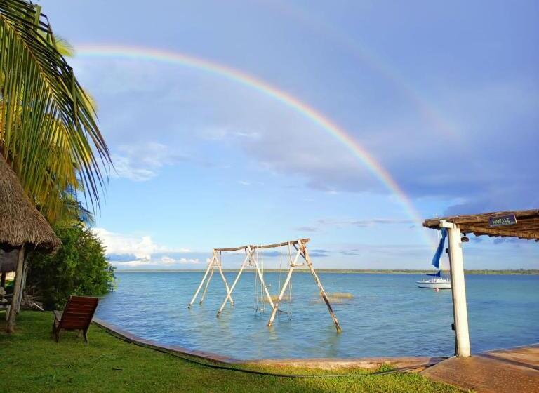 בית מלון כפרי Cayuco Maya