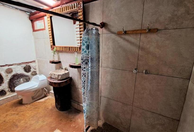 בית מלון כפרי Cayuco Maya