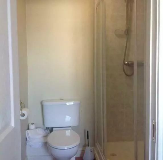 Majatalo Harbour House