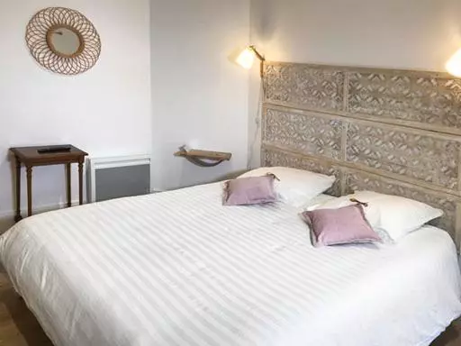 ペンション ô Joly Valois