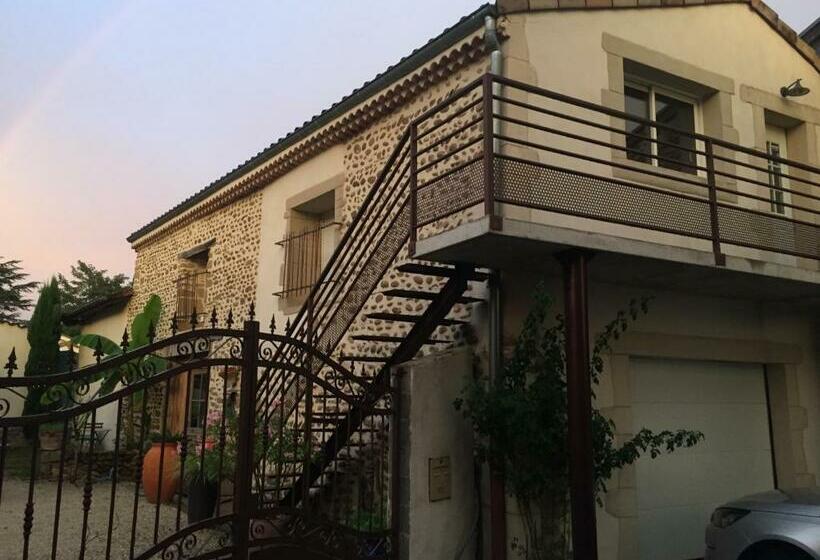 膳宿费 ô Joly Valois