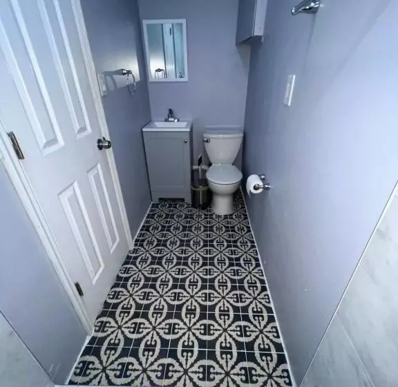 پانسیون Lovely & Modern Room In Miami