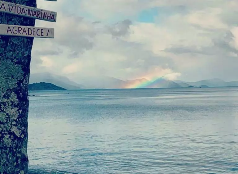 ペンション Suíte 101  Espaço Praia Aptos