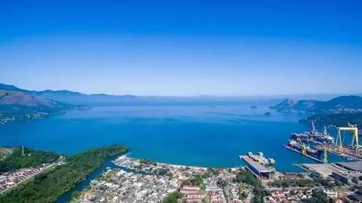 ペンション Suíte 101  Espaço Praia Aptos