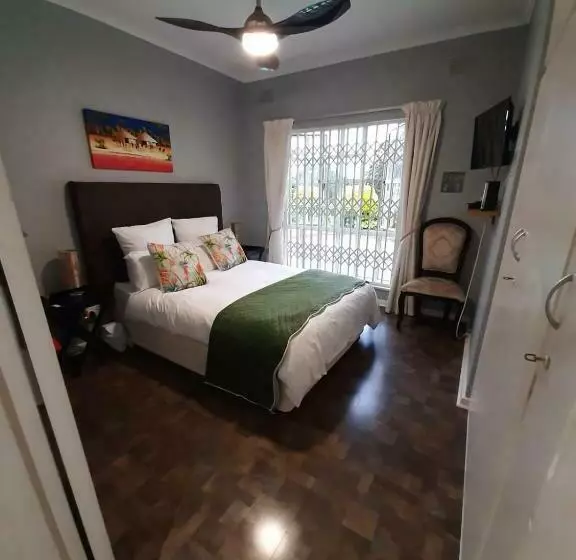 Queenz Bed & Breakfast