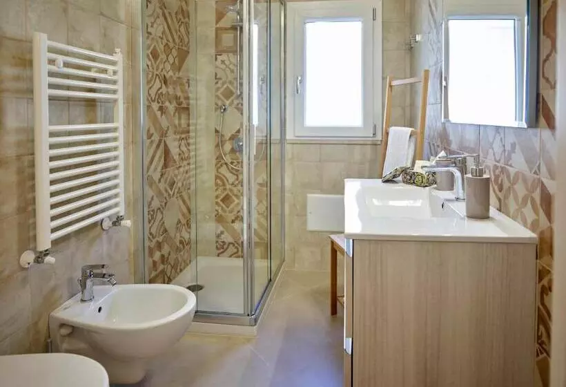 ベッドアンドブレックファースト Al Chiaro Di Luna