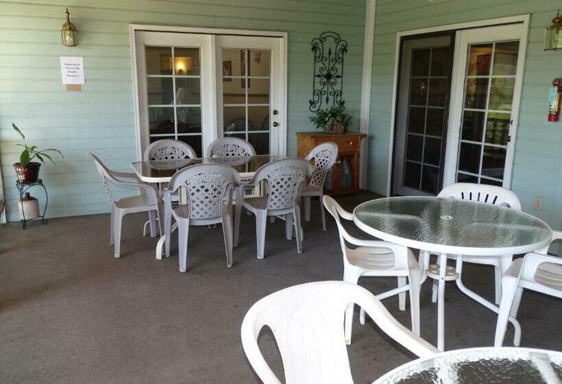 住宿加早餐  Berkshire Inn