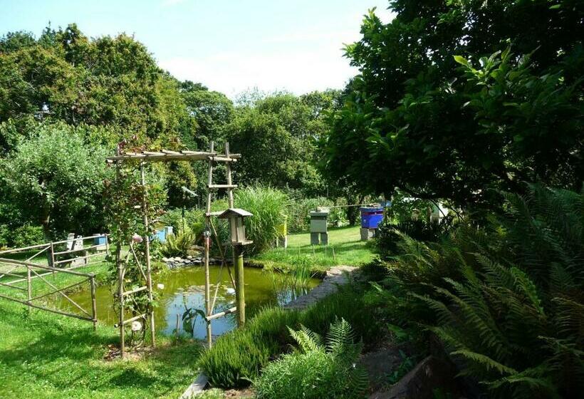 تختخواب و صبحانه La Miellerie