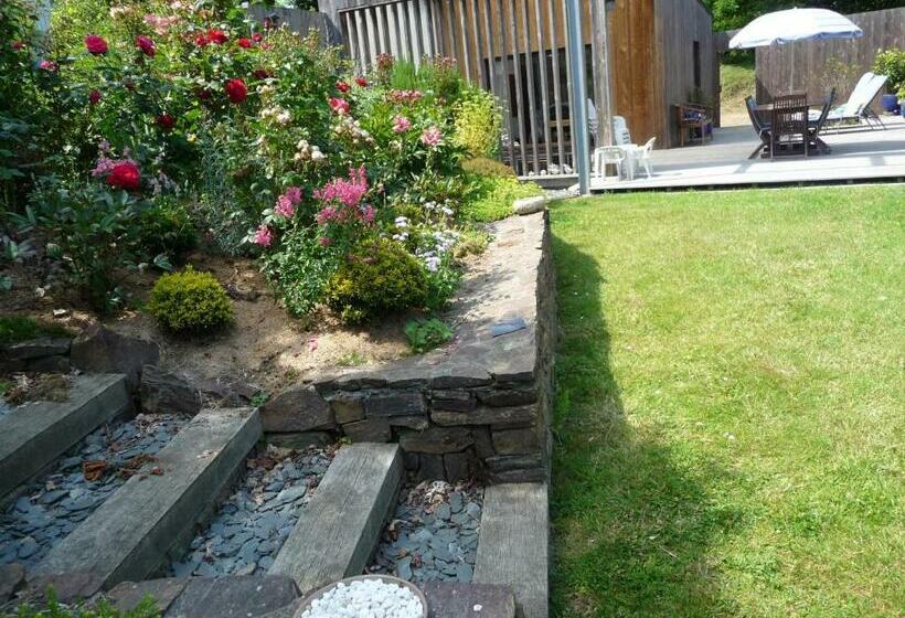 تختخواب و صبحانه La Miellerie