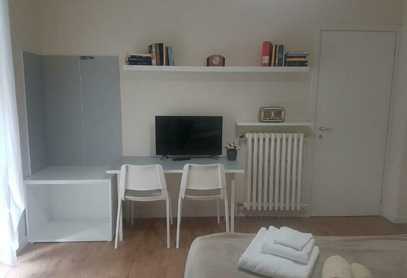 پانسیون Affittacamere La Scala