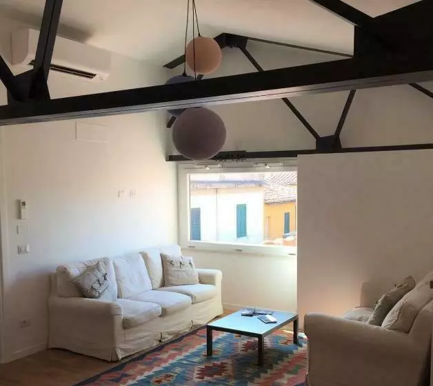 Majatalo Cinema House Apartments