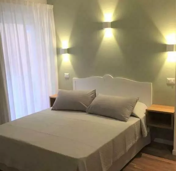 Majatalo Cinema House Apartments
