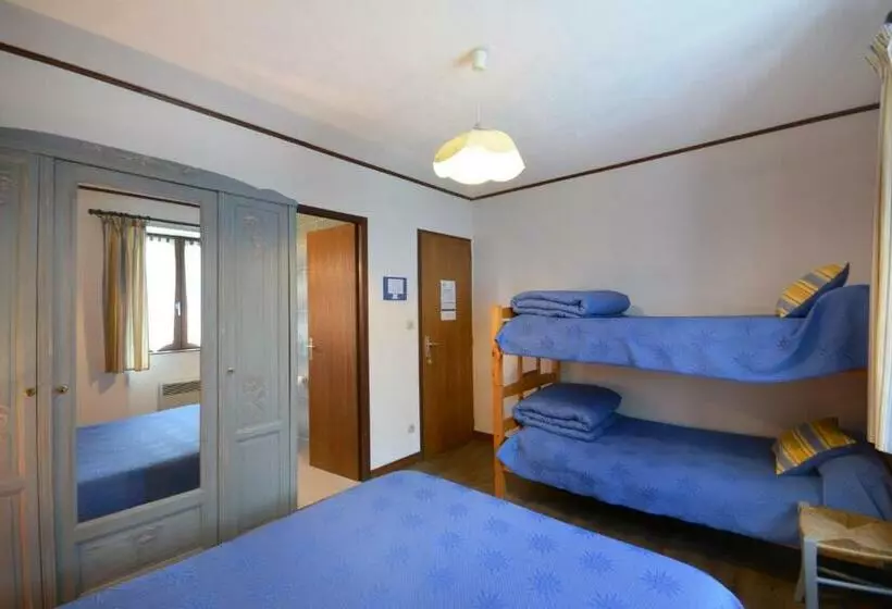 ベッドアンドブレックファースト Chambre D Hôtes Au Vieux Chêne