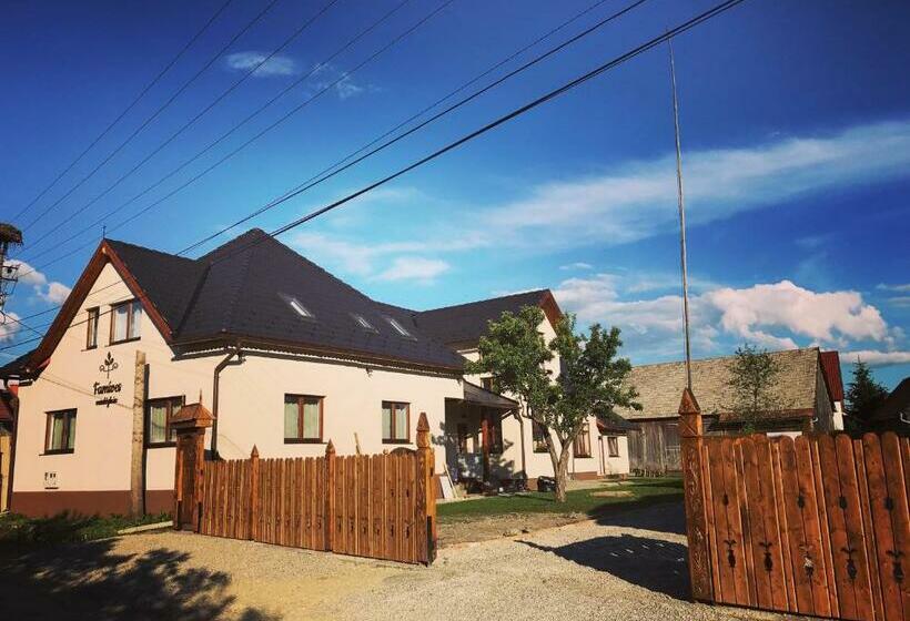 민박 Famíves Vendégház
