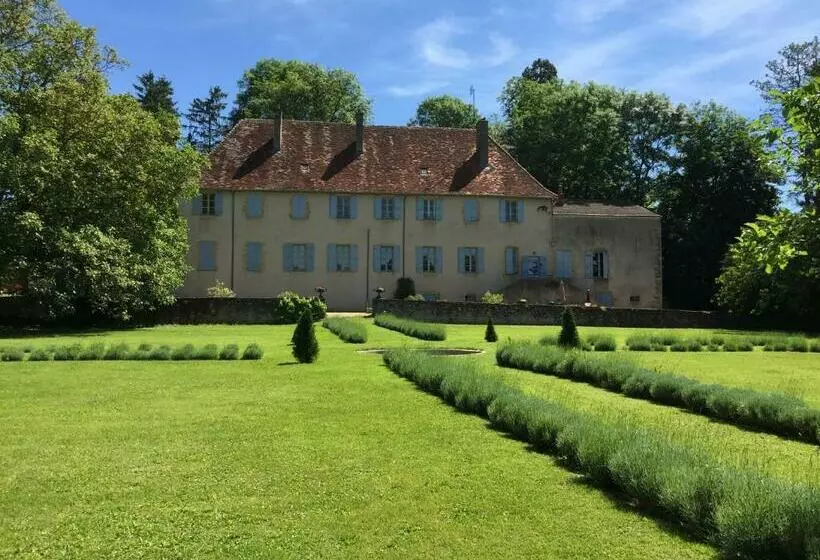 ベッドアンドブレックファースト La Maison Des Pères