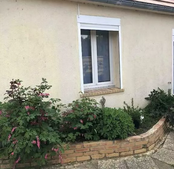 ベッドアンドブレックファースト La Romance