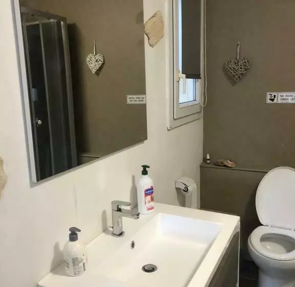 ベッドアンドブレックファースト La Romance