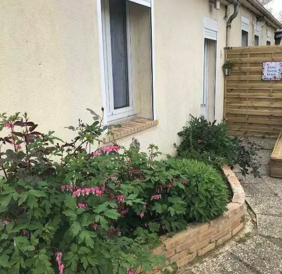 ベッドアンドブレックファースト La Romance