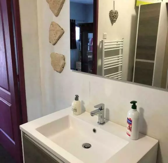 ベッドアンドブレックファースト La Romance