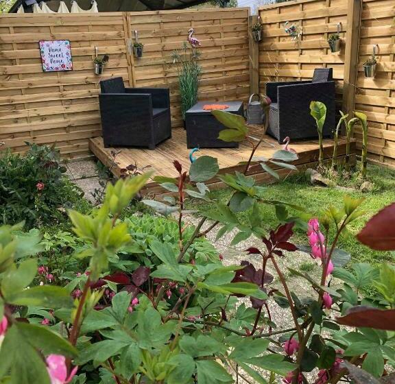 مبيت وإفطار La Romance