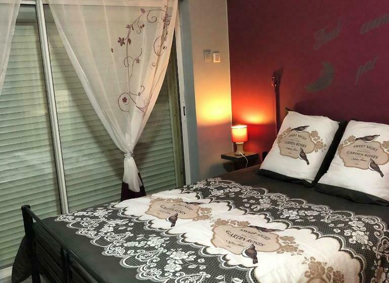 مبيت وإفطار La Romance