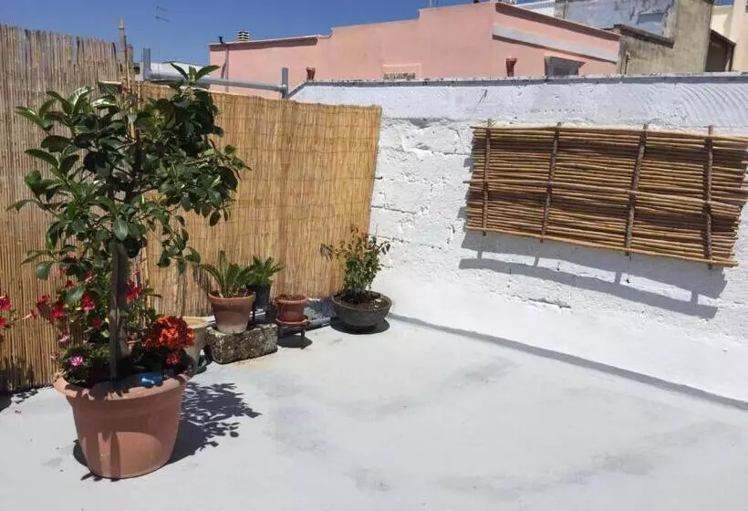 Aamiaismajoitus (B&B) Le Stanze Di Cortès