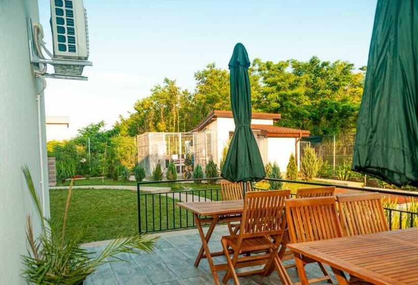 Отель Pensiunea Agroturistica Valentino