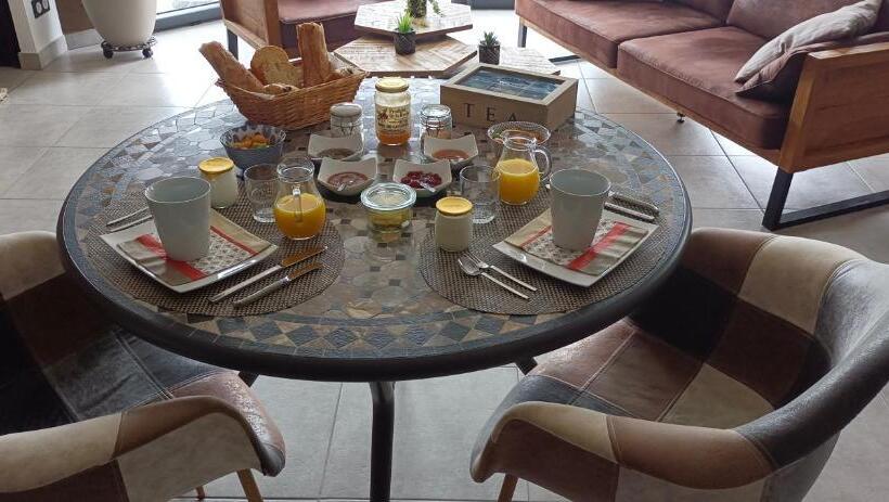 膳宿费 Chambre D Hôte La Paisible