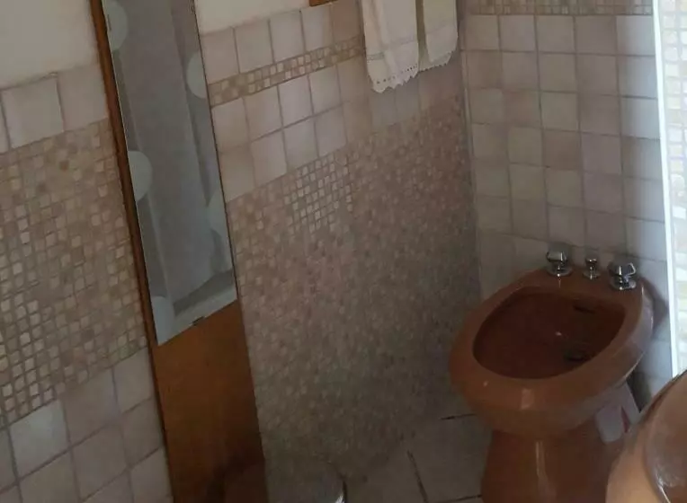 پانسیون Elilu Room