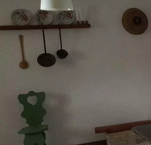 پانسیون Elilu Room