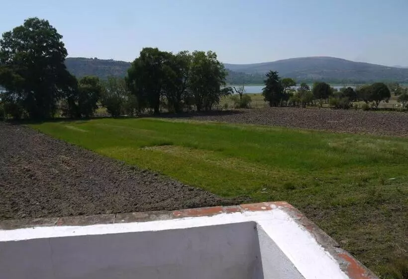 Retkeilymaja No Que No