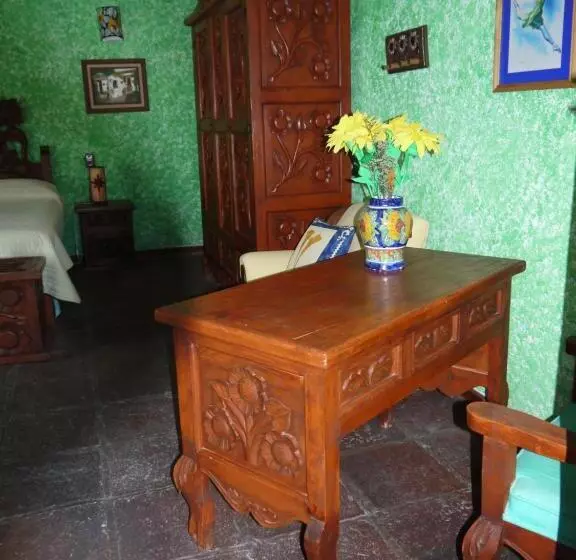 Retkeilymaja No Que No