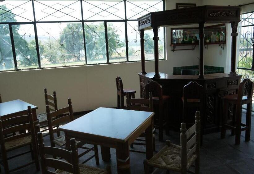 فندق صغير No Que No