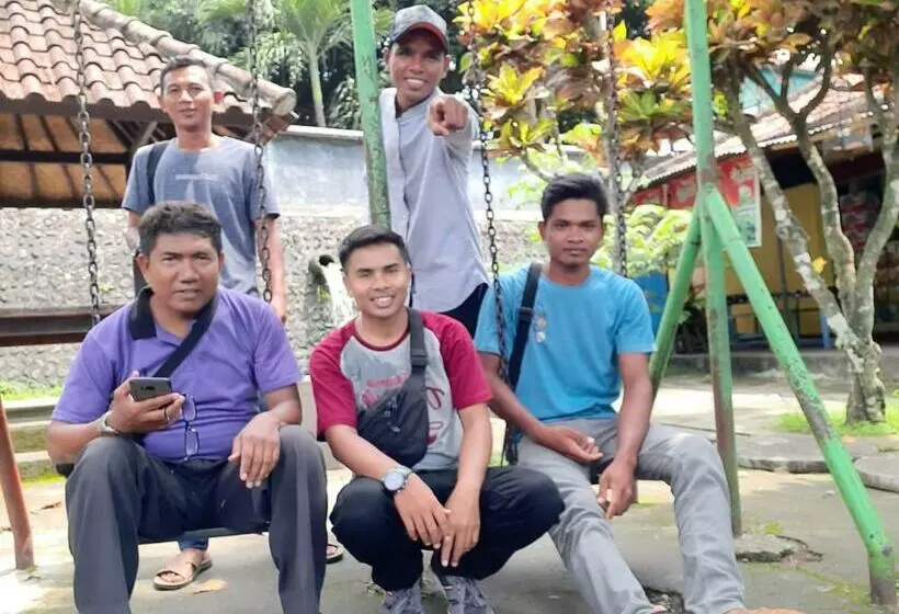 Ariata Arya Hostel
