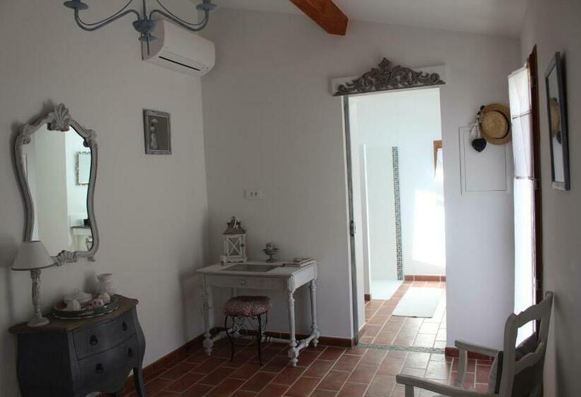 تختخواب و صبحانه Chambre D Hôtes L Ipomée