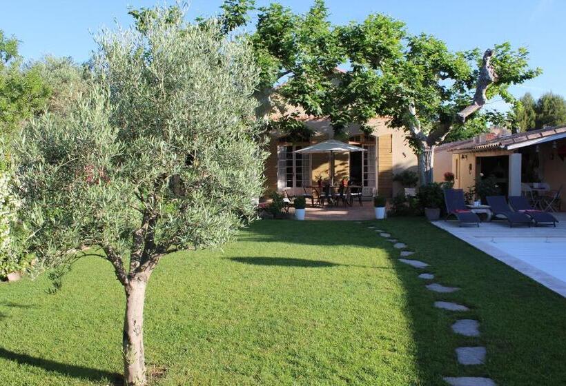 تختخواب و صبحانه Chambre D Hôtes L Ipomée