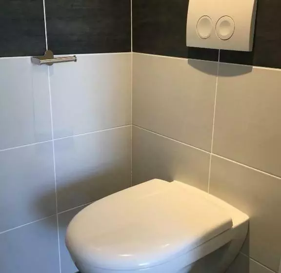 ベッドアンドブレックファースト Falhappy House