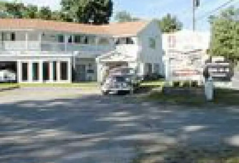 Aamiaismajoitus (B&B) Jenny S Country Manor