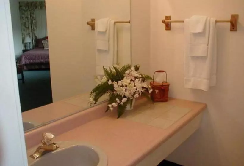 Aamiaismajoitus (B&B) Jenny S Country Manor