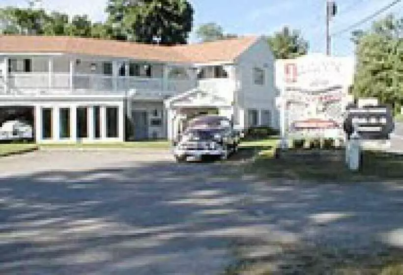 Aamiaismajoitus (B&B) Jenny S Country Manor