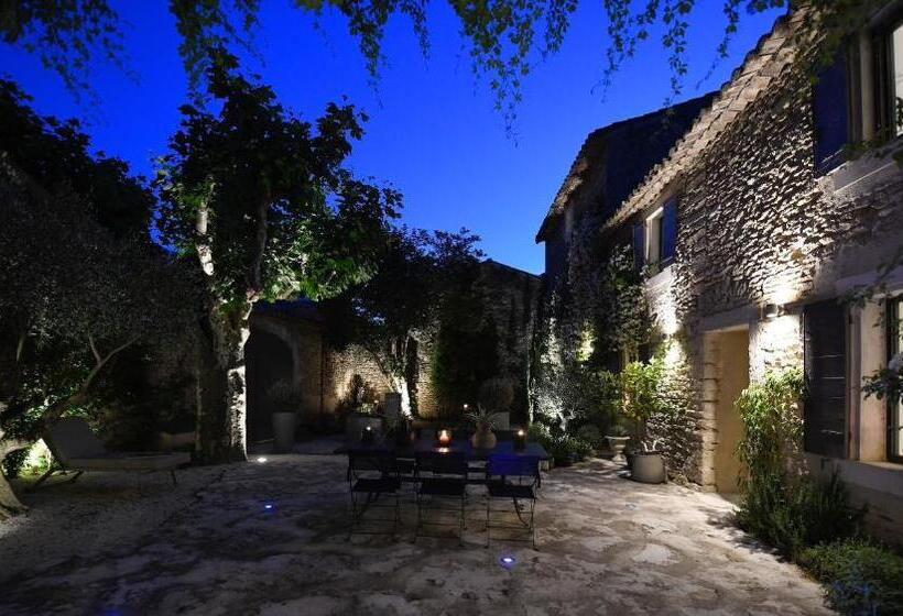 مبيت وإفطار Provence Km28