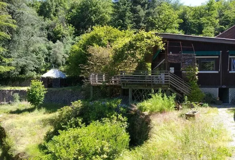 ベッドアンドブレックファースト Pura Vida