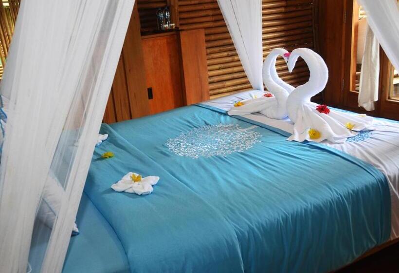 Resort Lagoona Beach Bungalows   Eco Stay