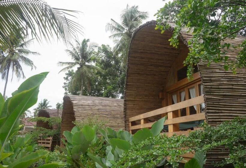 Resort Lagoona Beach Bungalows   Eco Stay